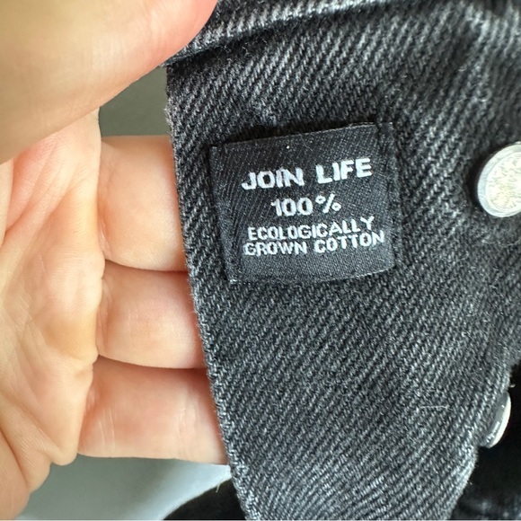 Zara Gray Button Fly Ankle Crop Jeans with Raw Hem 6 - Picture 12 of 12